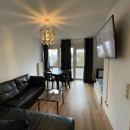 Ferienwohnung Mit 2 Zimmer, Kueche, Bad, In 萨尔布吕肯 外观 照片